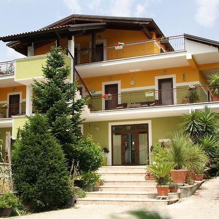 Hotel Il Ritrovo Del Cima Miglionico Exterior foto