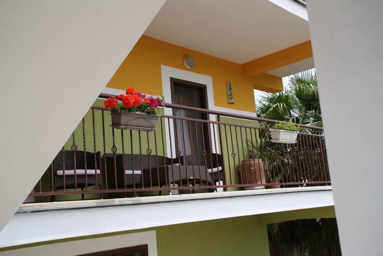Hotel Il Ritrovo Del Cima Miglionico Exterior foto